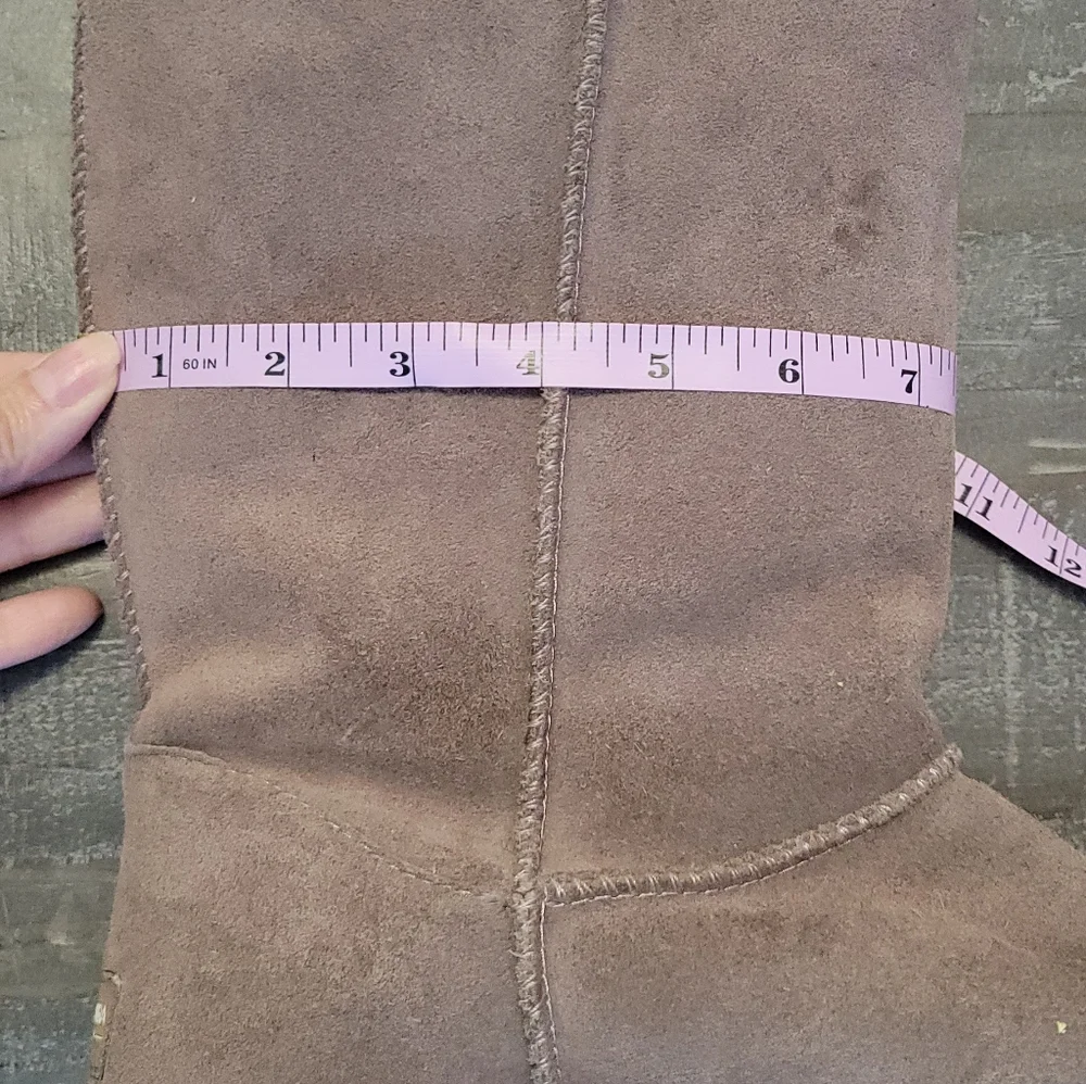 Koolaburra by UGG Size 10